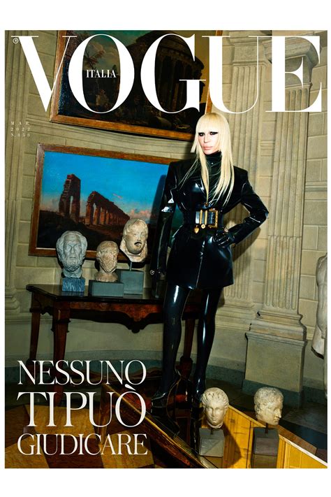 senza trucco donatella versace oggi|Donatella Versace su Vogue Italia: leggete l'intervista .